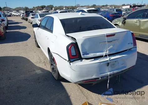 2019 Chrysler 300 300S Awd из США, поврежденный, VIN 2C3CCAGG3KH586466